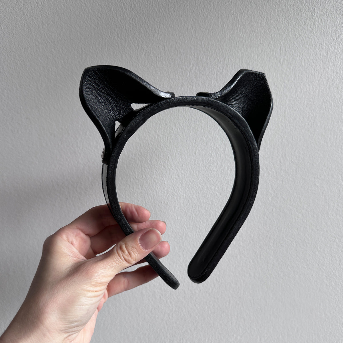 ARCHIVAL CAT EAR HEADBAND BLACK