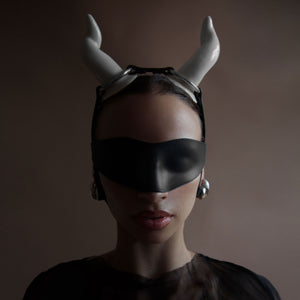 HORN HEADPIECE