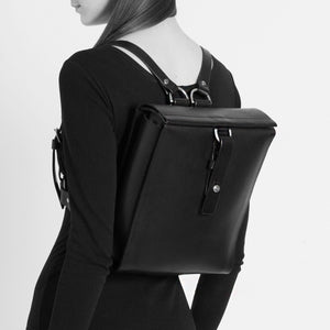 HARNESS BACKPACK BLACK | Womens Bags | Fleet Ilya